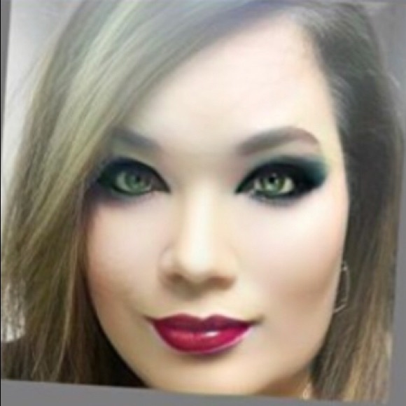 Meet your Posher, Rachel - Picture 1 of 1